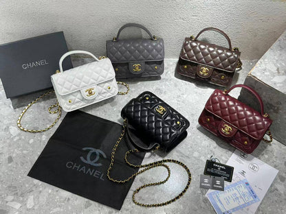 Chanel

with box
🎁🎁🎁

95 dhs🪙🌨️

Zain143
♥️♥️♥️