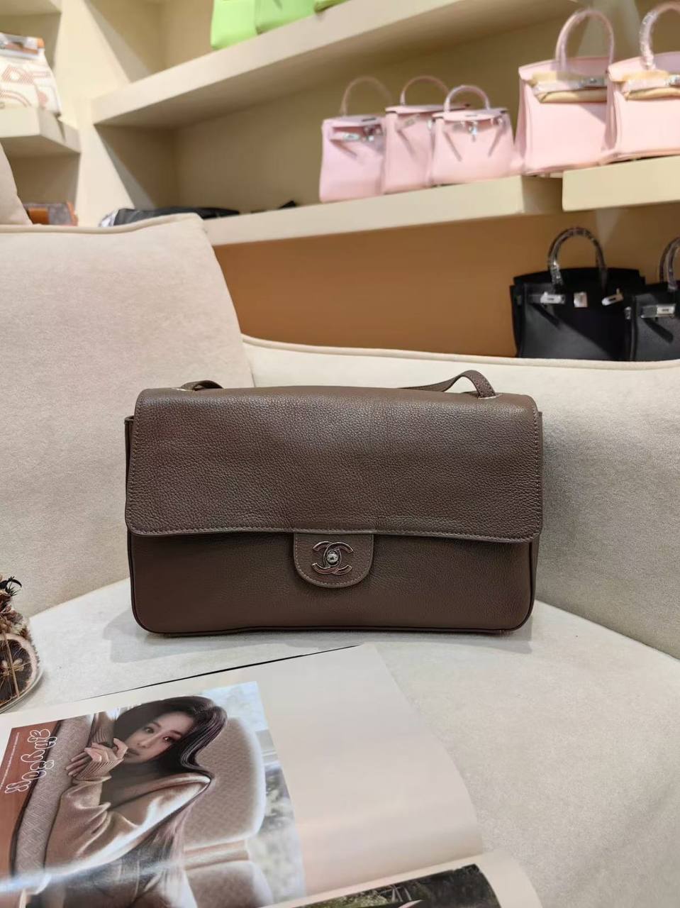 Chanel
Master🌺🌺
390 dhs✅

Zain10
♥️♥️♥️