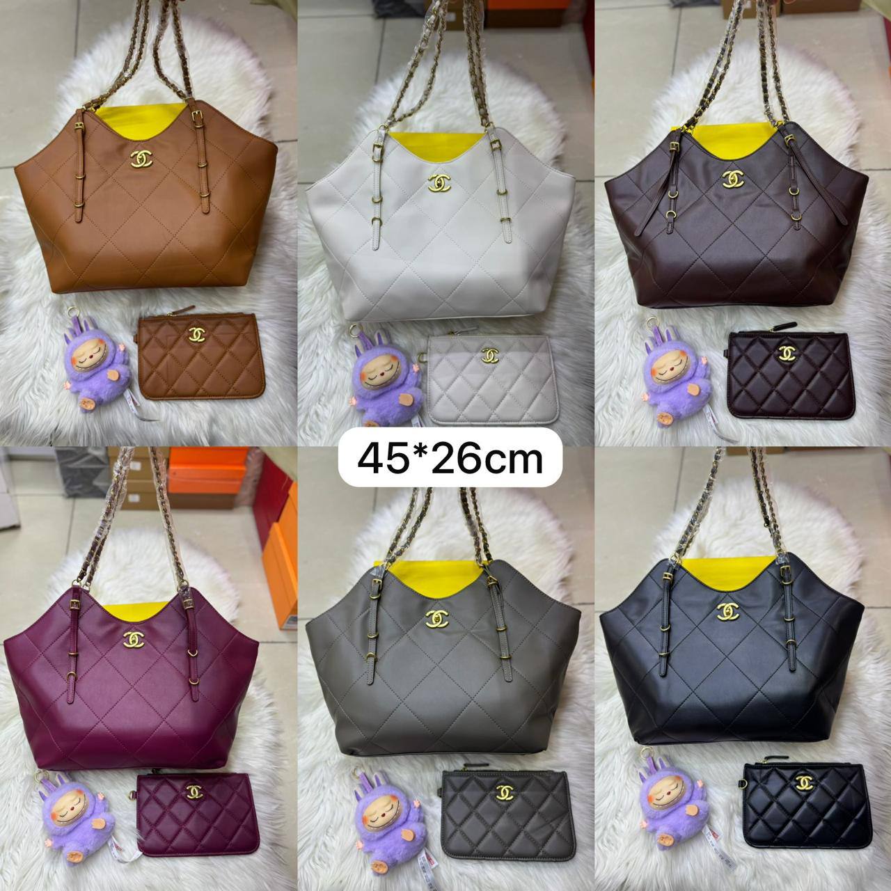💕 Chanel  2 in 1
1️⃣ First quality
Size : 45 * 26 cm
90 dhs✅

Zain115
♥️♥️♥️