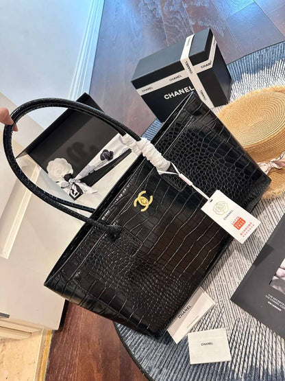 Master Bags
For Price 👇 WhatsApp✅
0568585901 
0507557372
0552275751 Owner Zain 👌

Zain10
♥️♥️♥️