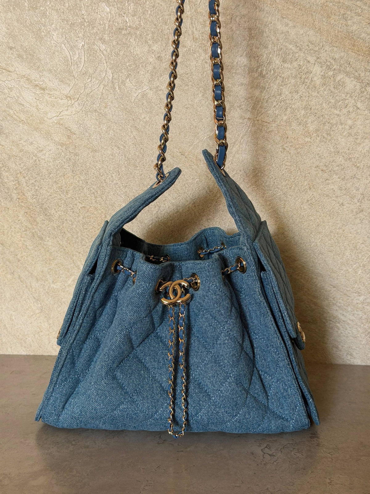 Chanel

For Price 👇 WhatsApp✅
0568585901 
0507557372
0552275751 Owner Zain 👌

ZainETAG 4
♥️♥️♥️