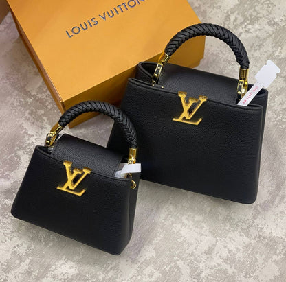 LV
high quality 
with box 
Small. Size.  260 dhs✅
Big.  Size.  270 dhs✅

Zain175
♥️♥️♥️