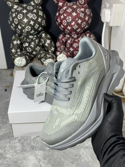 ALO RUNNER ‘Grey’🩶
36-45 AVAILABLE 🤩
180 dhs💚

Zain242
♥️♥️♥️