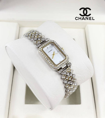 Chanel
*Ladies*
55 dhs💓

Zain29
♥️♥️♥️