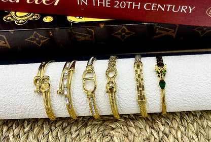 BANGLE’S
New Arrival 🍃
20 dhs🪙🌨️

Zain263
♥️♥️♥️