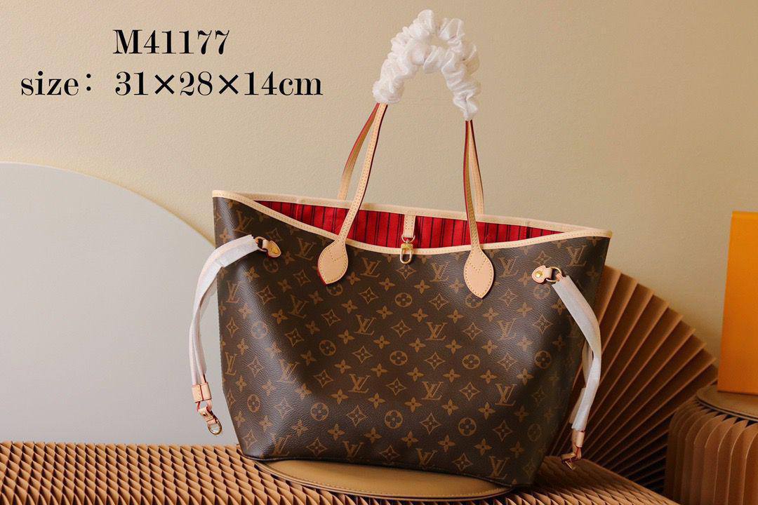 LV
Master
Improve quality 🥰 
medium size 🥰
320 dhs❣️

Zain228
♥️♥️♥️