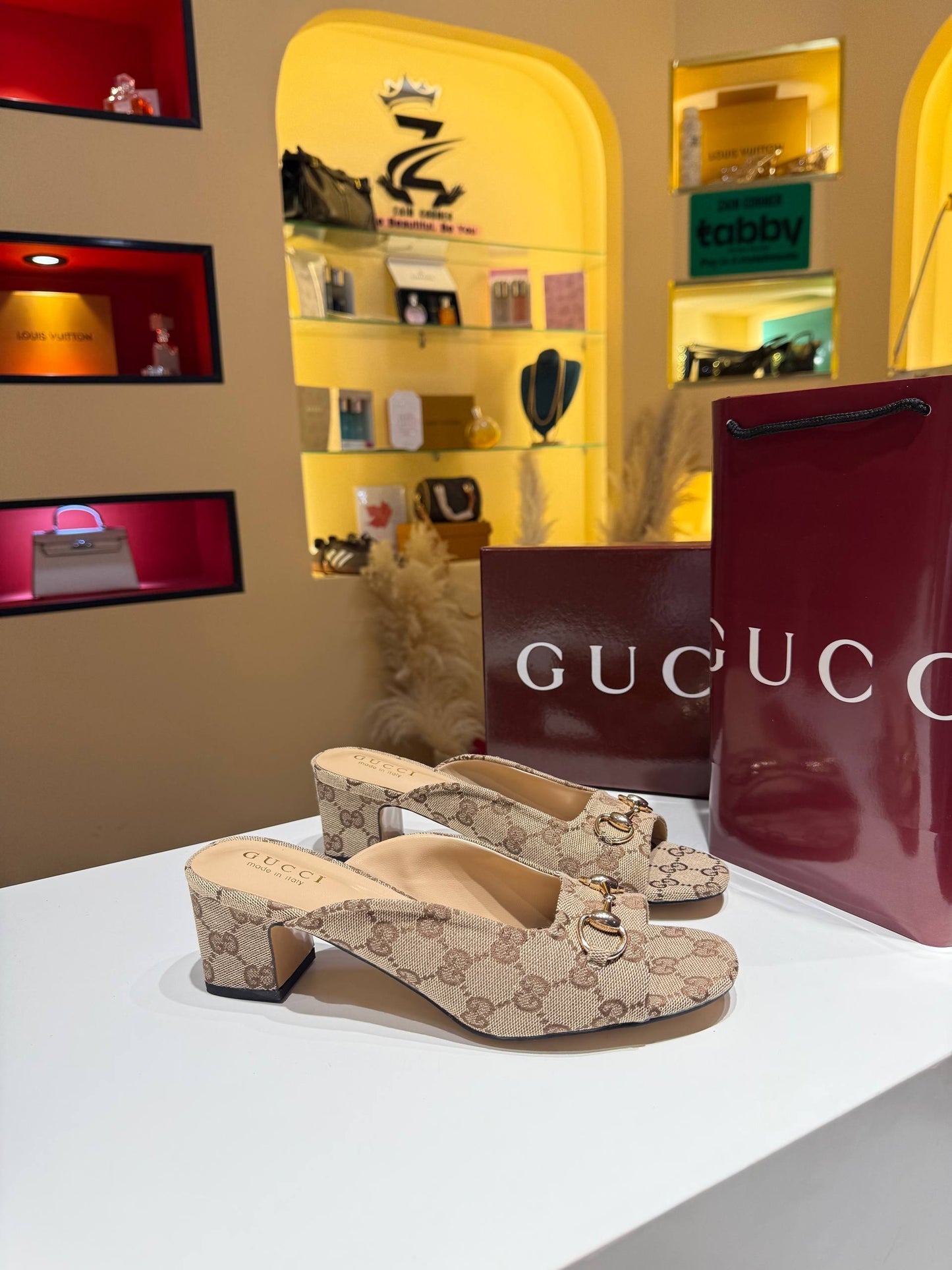 Gucci

110 dhs

Zain21

اطلبوها من الوتس المثبت في الأعلى👆🏻👆🏻

تواصلو معنا 👈🏻 Zain 
For order WhatsApp pinned 👆🏻

♥️♥️♥️