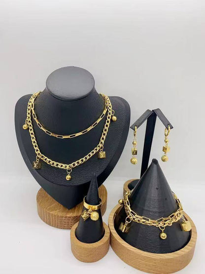 Full Set
45 dhs🪙🌨️

Zain37
♥️♥️♥️