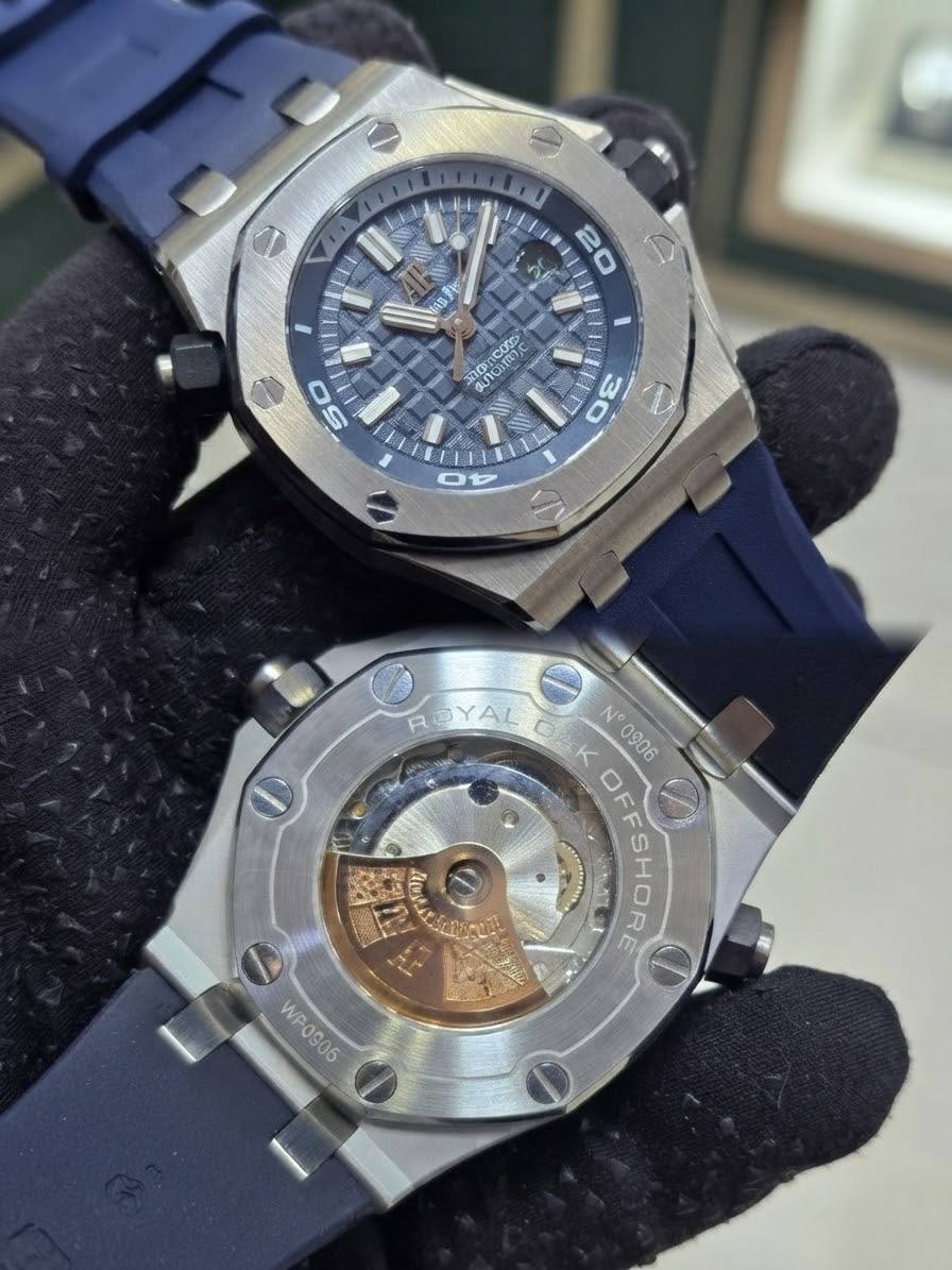 AUDEMARSPIGUET

AUTOMATIC

330 DHS🇦🇪

Zain29
♥️♥️♥️