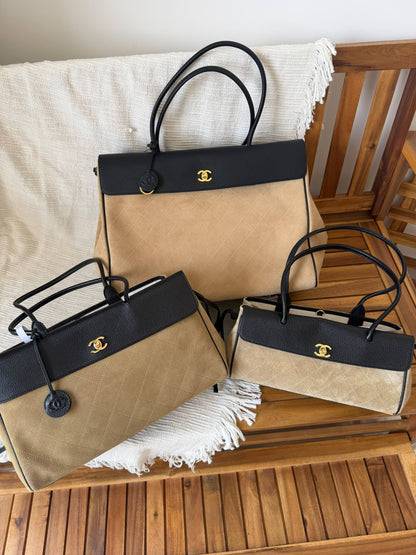Chanel Suede Tote

For Price 👇 WhatsApp✅
0568585901 
0507557372
0552275751 Owner Zain 👌

Available In 3 Size
43CM
36CM
31CM

Zain317
♥️♥️♥️