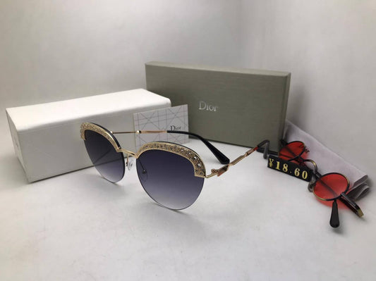 Dior
70 dhs✅

Zain126
♥️♥️♥️
