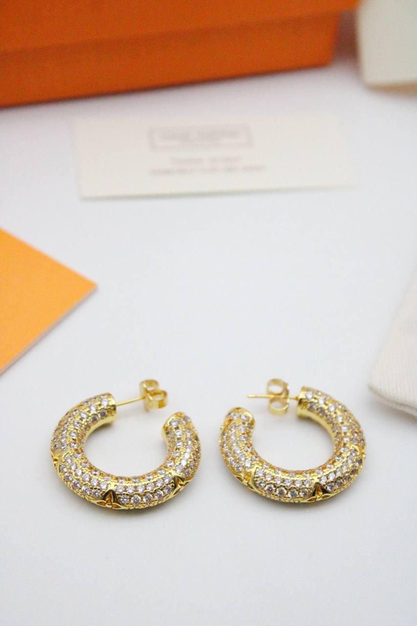 Earring
65 dhs🪙🌨️

Zain122
♥️♥️♥️