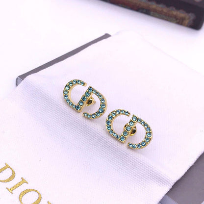CD set* 💕
Necklace 
Earrings 
Master Quality 💐

*75* AED normal box 📦

Zain48
♥️♥️♥️
