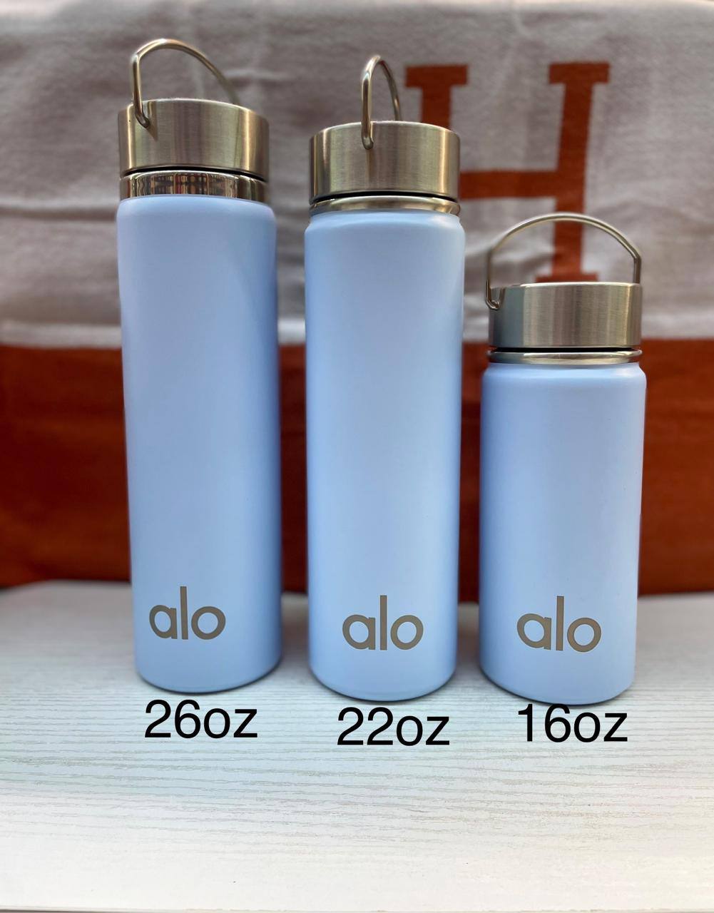 ALO WATER BOTTLE
60 dhs🇦🇪🇦🇪

Zain88
♥️♥️♥️