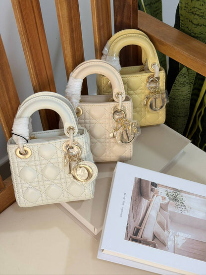Dior💫
Super master quality ⚡️
Original Packing 🎁
Micro size📏

For Price 👇 WhatsApp✅
0568585901 
0507557372
0552275751 Owner Zain 👌

Zain321
♥️♥️♥️