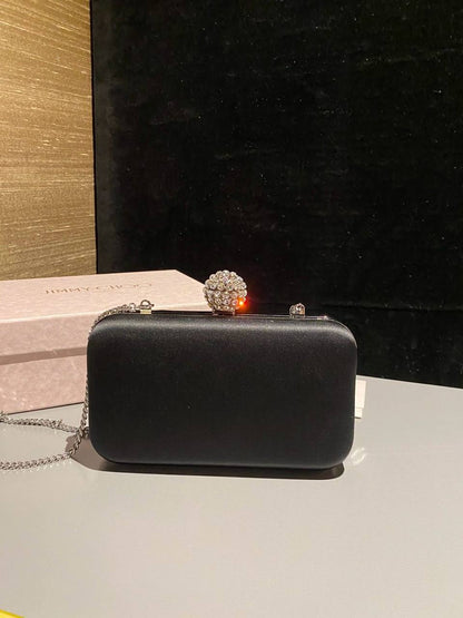 Jimmy choo
*Size 20cm*
For Price 👇 WhatsApp✅
0568585901 
0507557372
0552275751 Owner Zain 👌

Zain274
♥️♥️♥️
