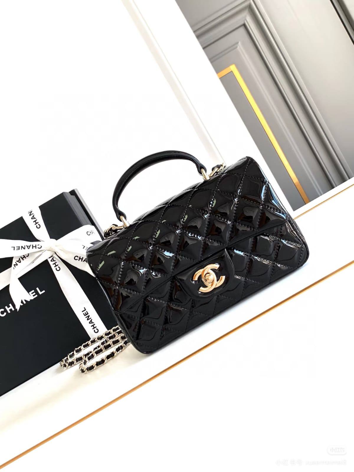 Chanel 
Master ++
250 dhs🪙🌨️

Zain10
♥️♥️♥️