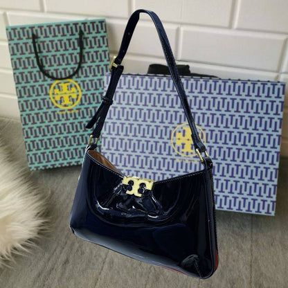 Tory Burch 

90 dhs✅

with box
🎁🎁🎁

Zain72
♥️♥️♥️