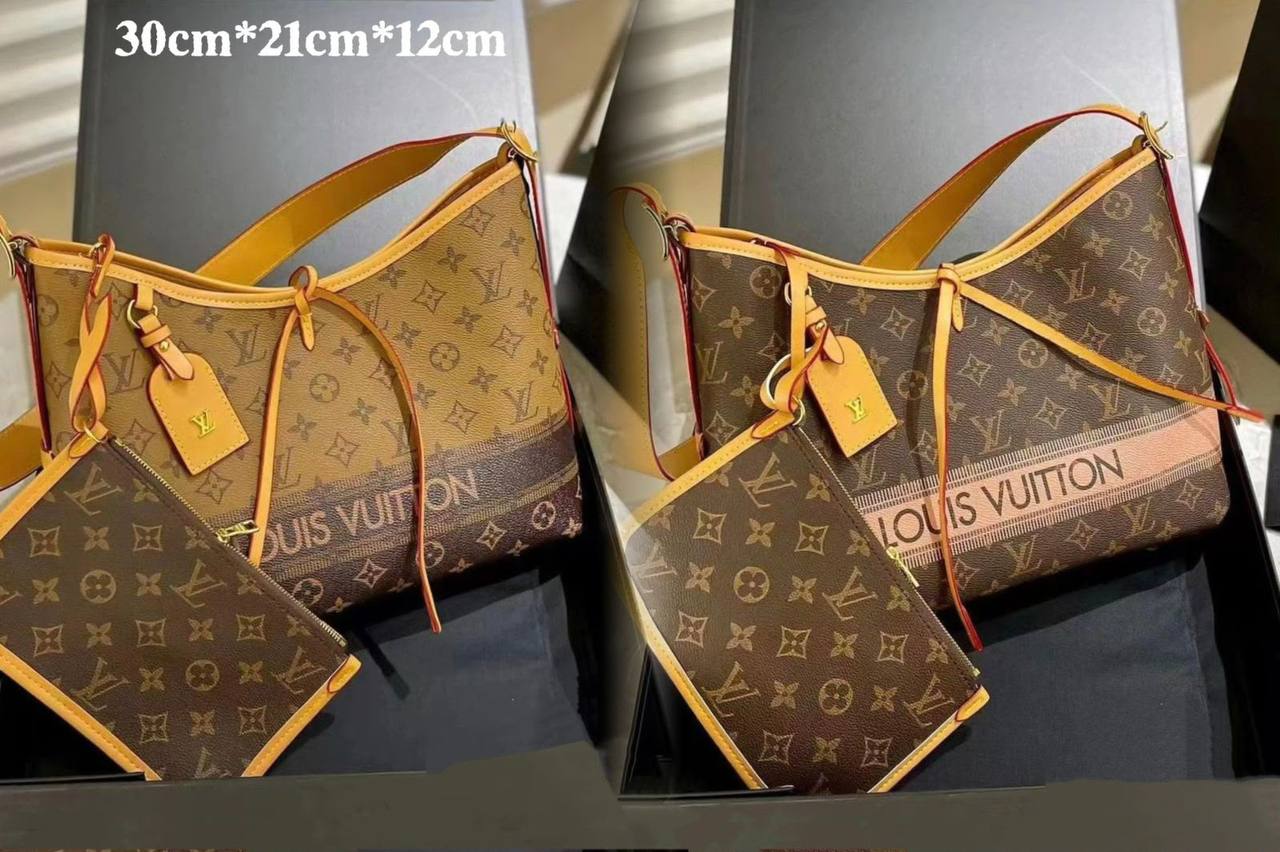 LOUIS VUITTON ,

all are very good quality 

100 dhs🇦🇪🇦🇪

Zain295
♥️♥️♥️