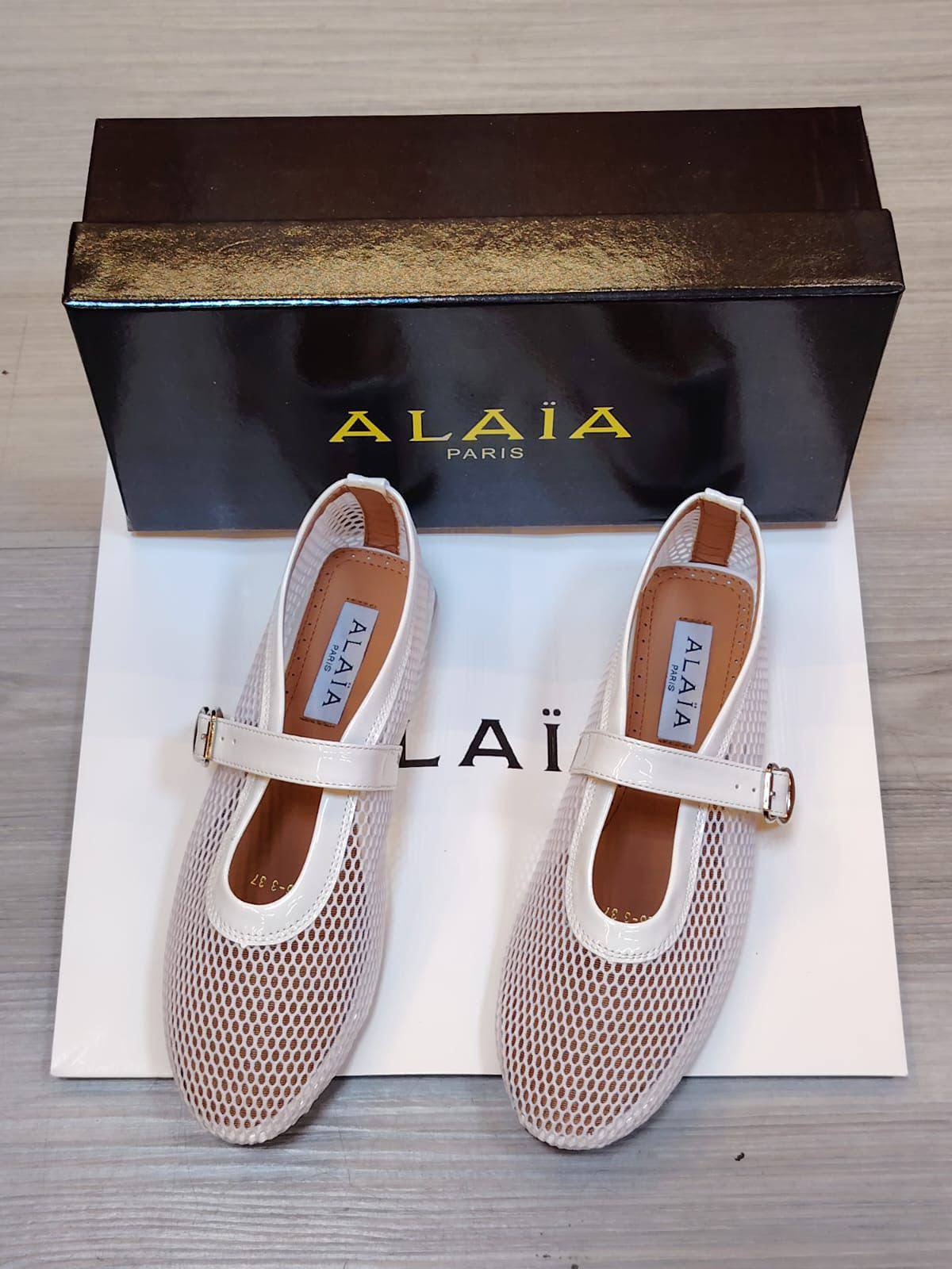 ALAIA  

New Arrived 

Size 36 To 41
100 dhs🇦🇪🇦🇪

Zain16
♥️♥️♥️