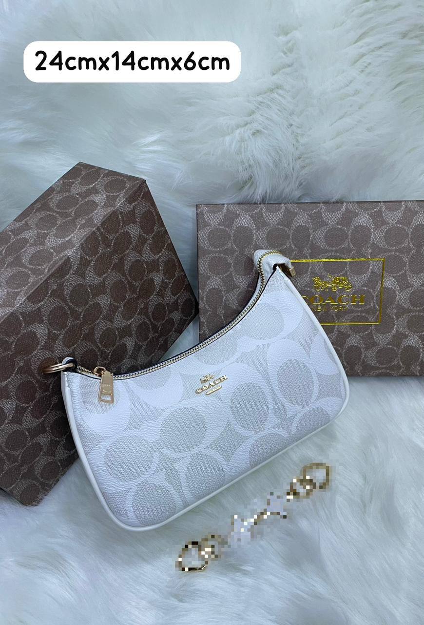 Coach

95 dhs✅ 

with box
🎁🎁🎁

Zain72
♥️♥️♥️