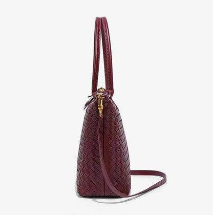 BOTTEGA 
COPY ONE 
130 dhs🇦🇪🇦🇪

Zain295
♥️♥️♥️