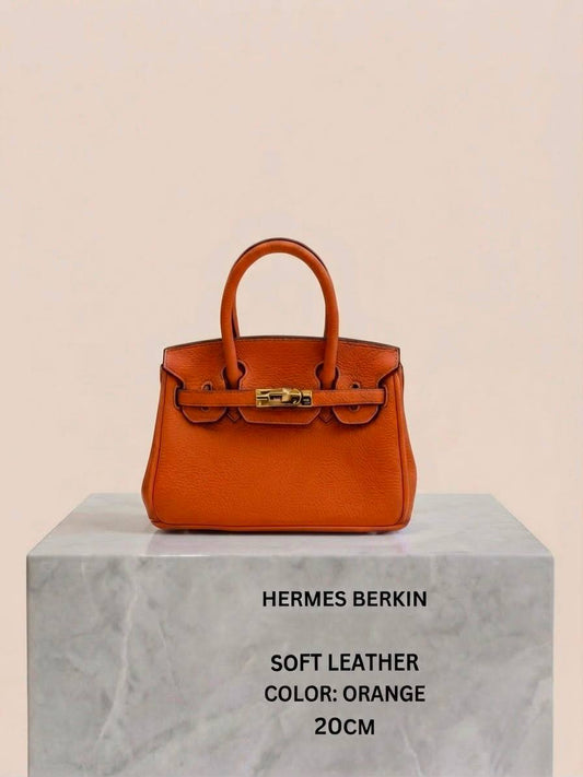 Hermes ʙᴇʀᴋɪɴ
sᴏғᴛ ʟᴇᴀᴛʜᴇʀ
sɪᴢᴇ:𝟐𝟎ᴄᴍ
95 dhs✅

Zain56
♥️♥️♥️