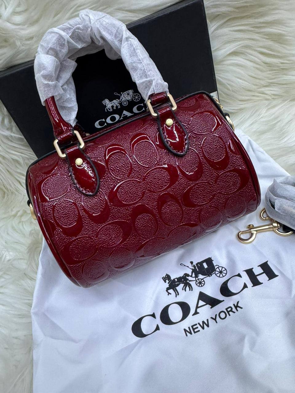 Coach Rowan
Size : 18 * 10 cm
95 dhs🪙🖤
with box 🎁

Zain115
♥️♥️♥️