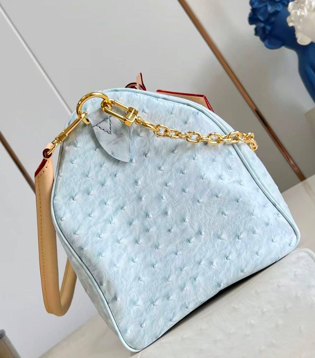 LV
SPEEDY

SIZE 30 cm

For Price 👇 WhatsApp✅
0568585901 
0507557372
0552275751 Owner Zain 👌


Zain274
♥️♥️♥️