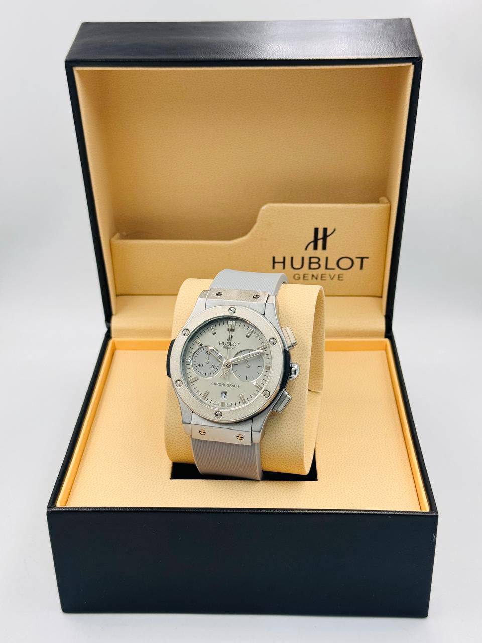 Hublot Men 
80 dhs💓

Zain08
♥️♥️♥️