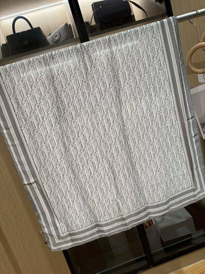 Silk scarf
40 dhs❣️

Zain60
❣️❣️❣️
