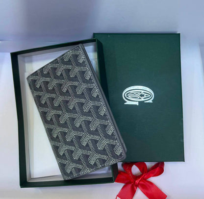 Passport holder 
30 dhs✅

Zain93
♥️♥️♥️