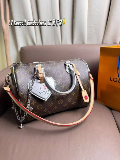 LV
Master💓💓
330 dhs✅
#30cm🥰🥰

Zain297
Zain228
♥️♥️♥️