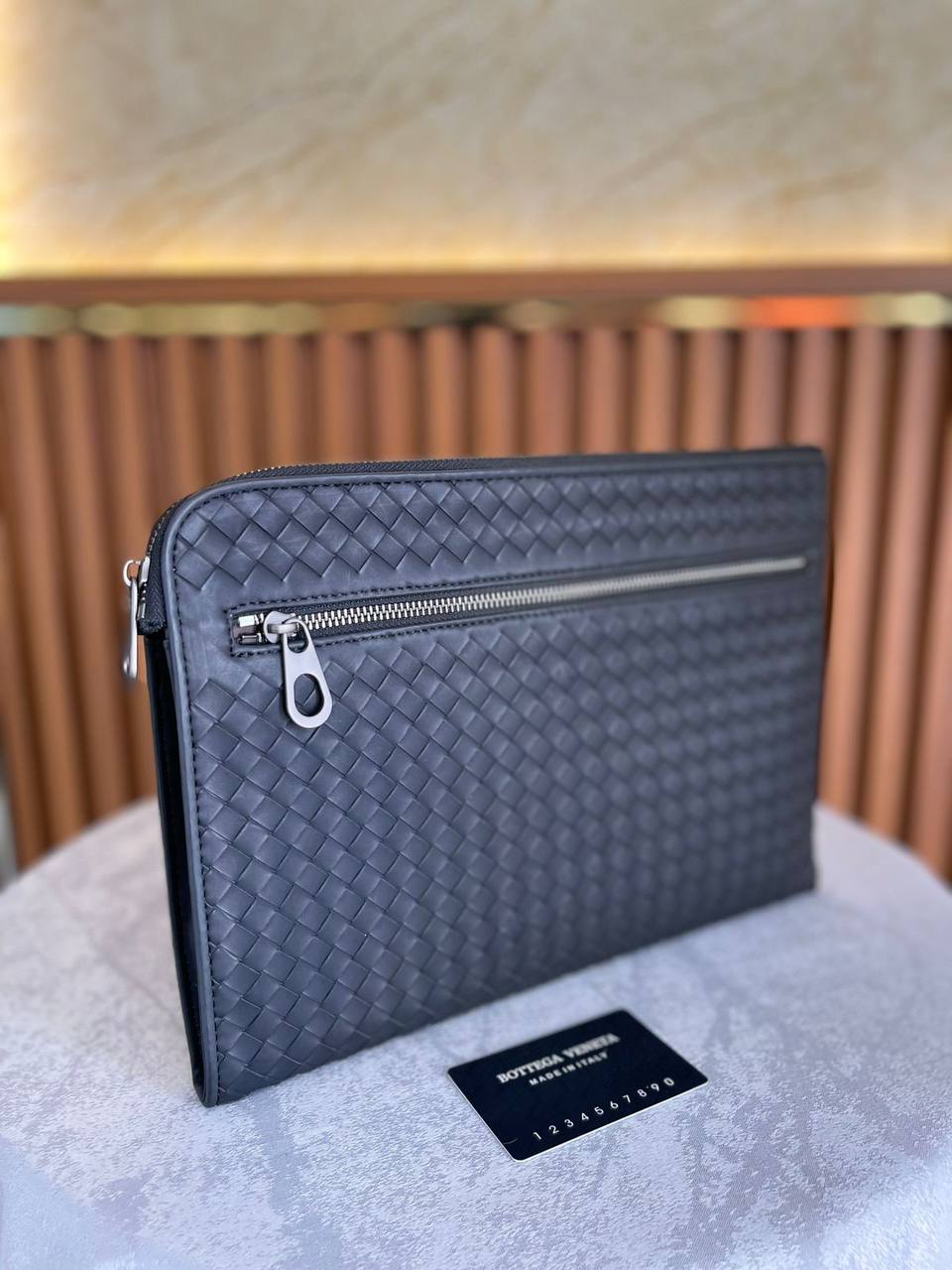 BOTTEGA VENETA
*File bag*
*Master quality*
450 dhs🪙🖤

Zain179
♥️♥️♥️