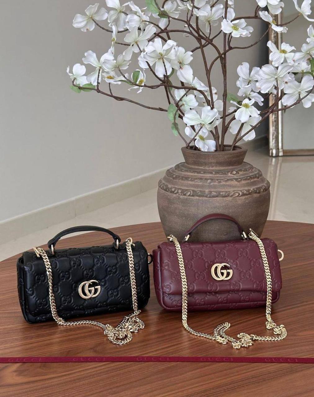 Gucci 

85 dhs🪙🌨️

with box
🎁🎁🎁

Zain90
♥️♥️♥️