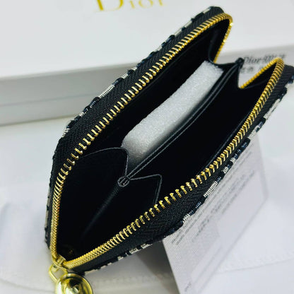 NEW CAME 
 SMALL WALLET 
GOOD QUALITY 
35 dhs🇦🇪

WITHBOX
🎁🎁🎁

Zain40
♥️♥️♥️