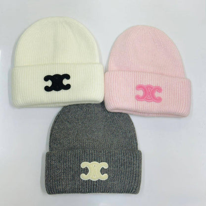 NEW CAME 
WINTER CAP 
45 dhs🪙💚

Zain40
♥️♥️♥️