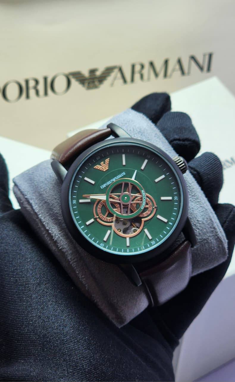 Armani watch for men 
good quality
105 dhs🪙💕

Zain59
♥️♥️♥️