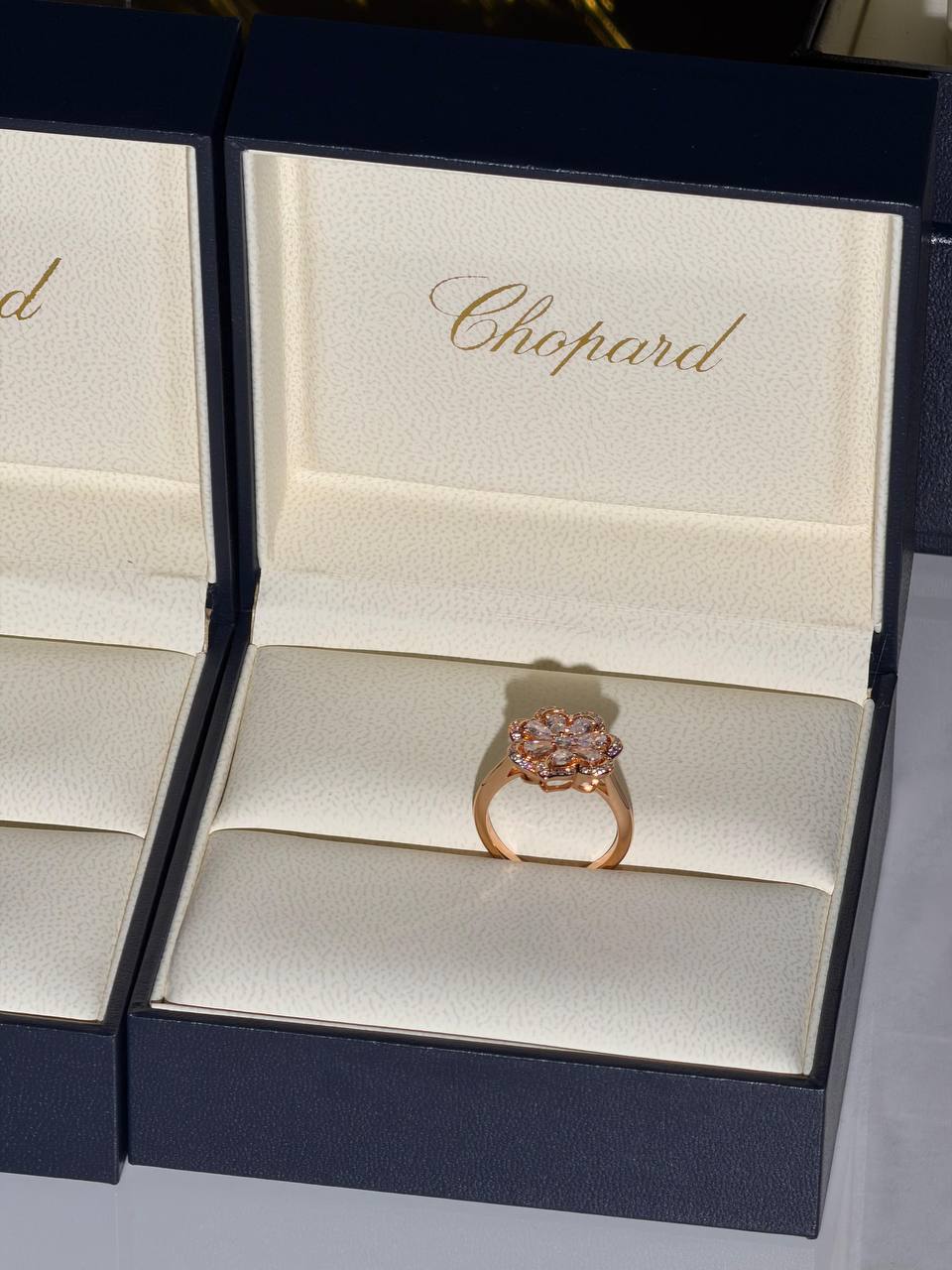 CHOPARD
New Collection 😍
Quality: Super Master 
Non -Tarnish color
For Price 👇 WTSP Text Zain 0568585901

Zain268
♥️♥️♥️