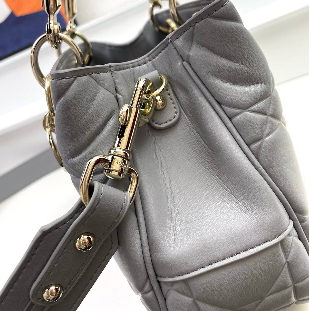 DIOR 
MASTER QUALITY 
SPECIAL OFFER
220 dhs💛
leather

Zain295
♥️♥️♥️