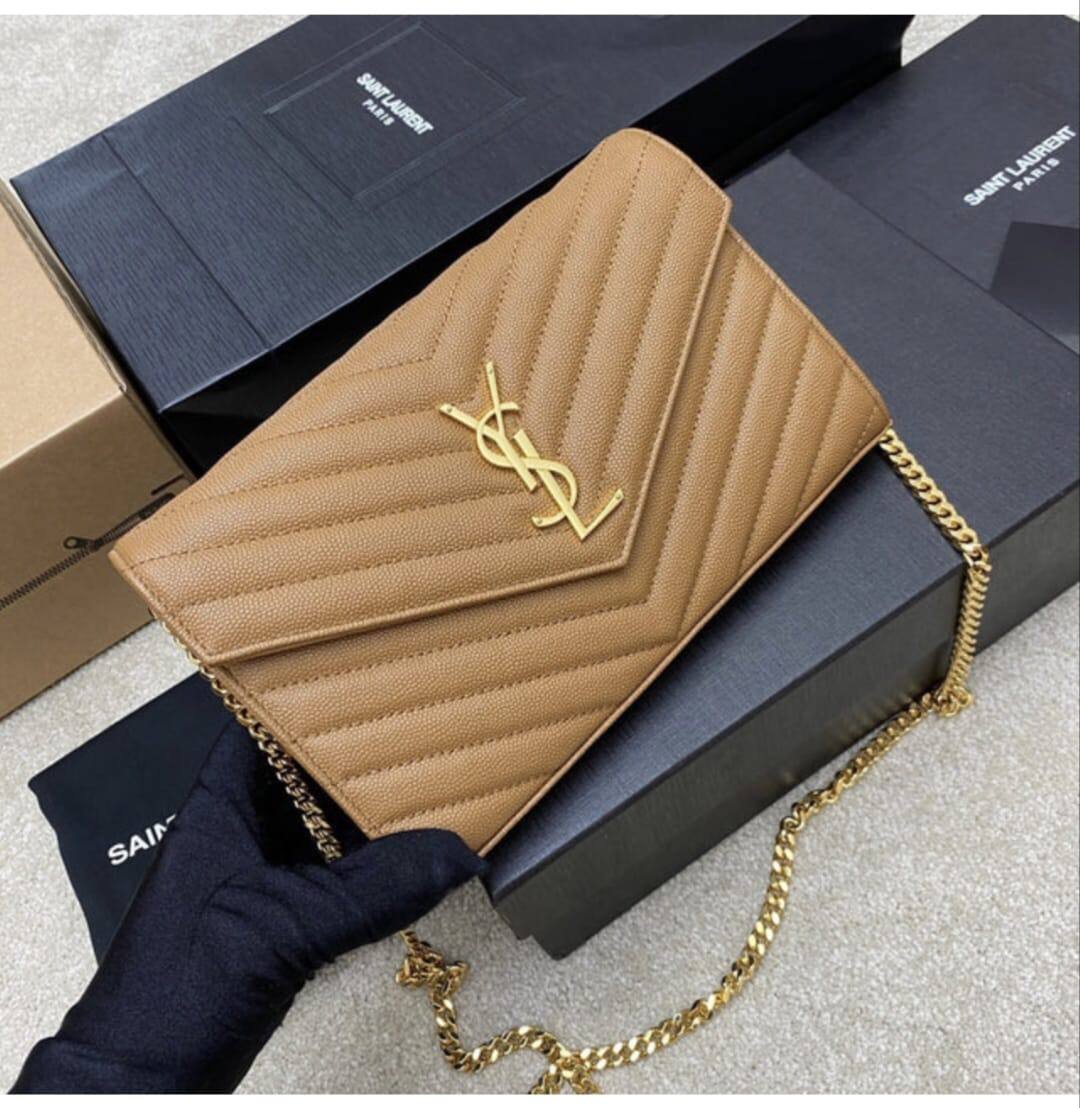 YSL
withbox 
80 dhs🇦🇪🇦🇪

Zain143
♥️♥️♥️