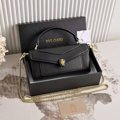 Bvlgari 
100 dhs🇦🇪🇦🇪

with box
size 19×5×9cm

Zain42
♥️♥️♥️
