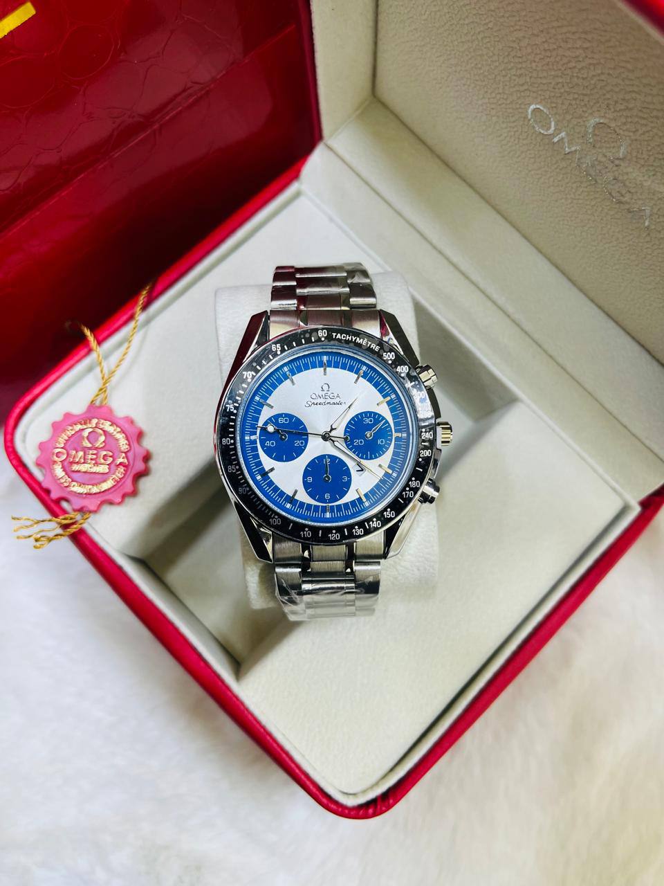 Omega metal Men
65 dhs💓
*Battery*

Zain29
♥️♥️♥️