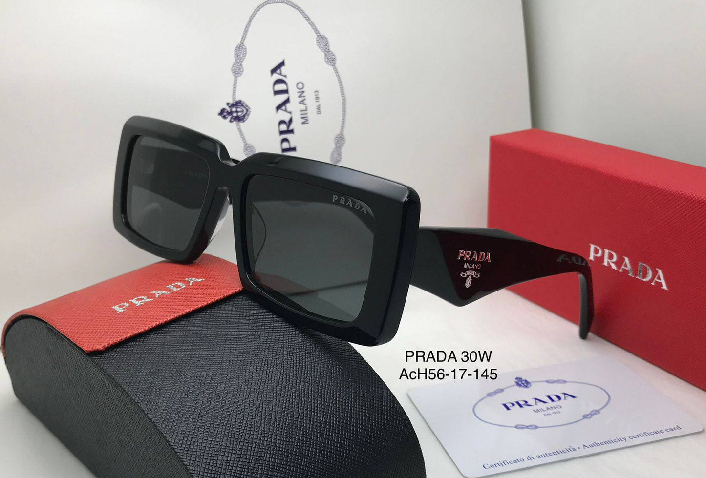Prada
Master quality 
180 dhs🌺

Zain126
♥️♥️♥️