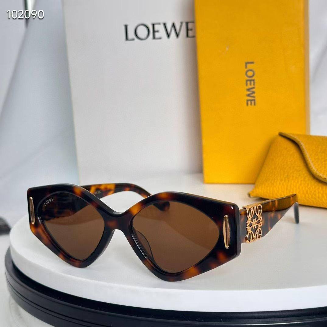 *SUNGLASSES WOMEN*

*MASTER QUALITY*

260 dhs🇦🇪

Zain202
♥️♥️♥️