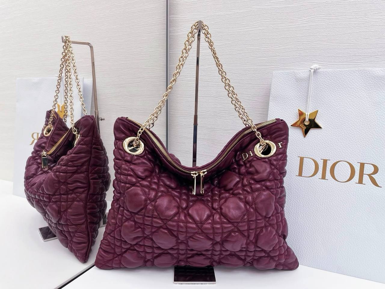 DIOR 

NEW DESIGN  

GOOD QUALITY 

110 DHS🇦🇪🇦🇪🇦🇪

Zain295
♥️♥️♥️