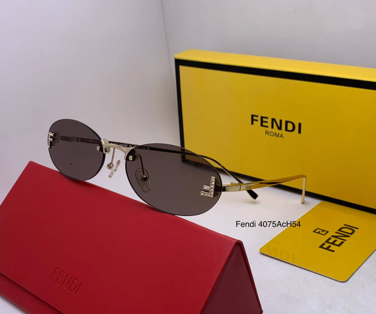 Ladies

 master quality
 sunglasses

200 dhs🇦🇪🇦🇪

Zain126
♥️♥️♥️
