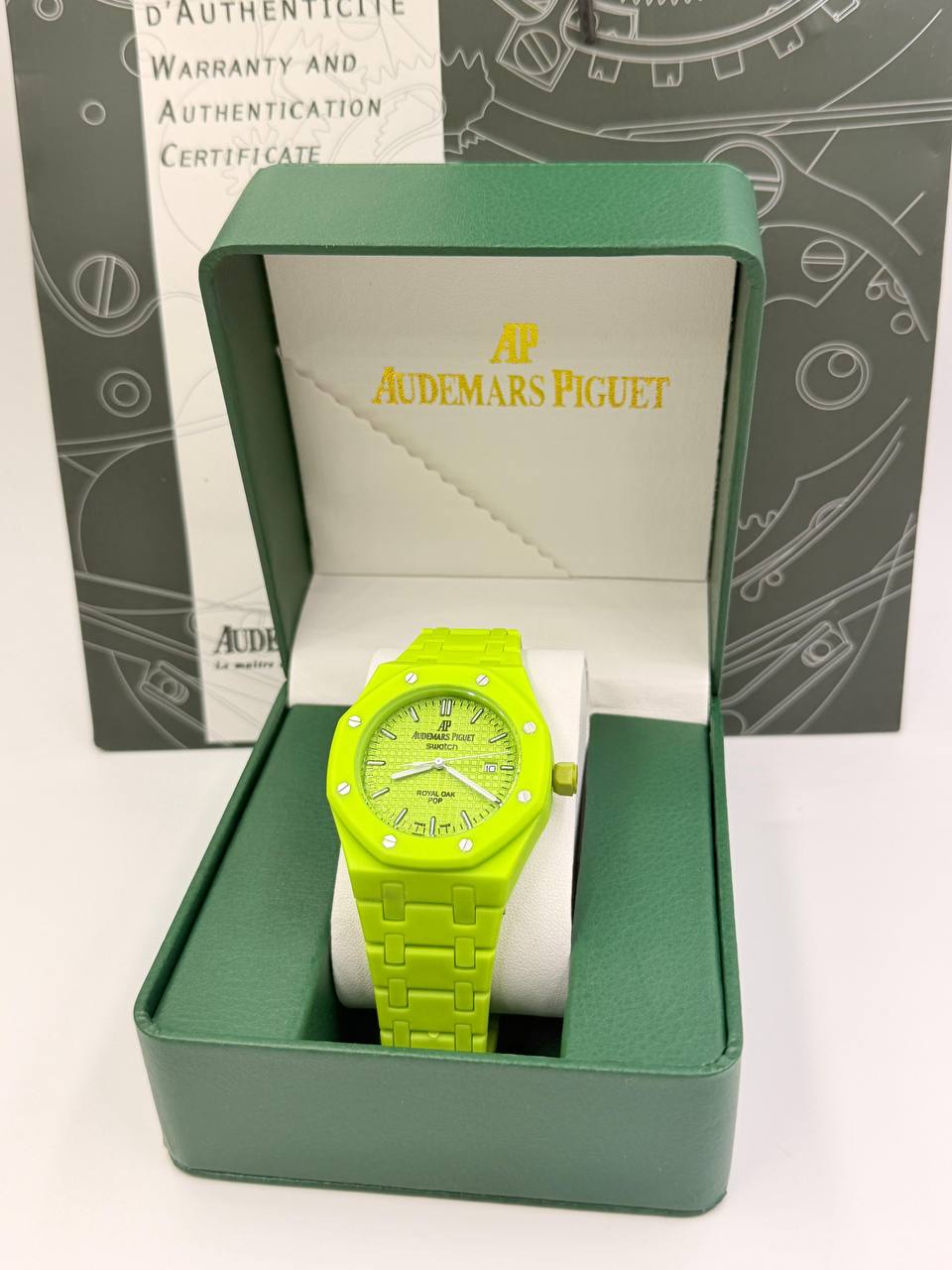 AP NEW SWATCH 
with box  
75 dhs💓
BATTERY

Zain85
♥️♥️♥️
