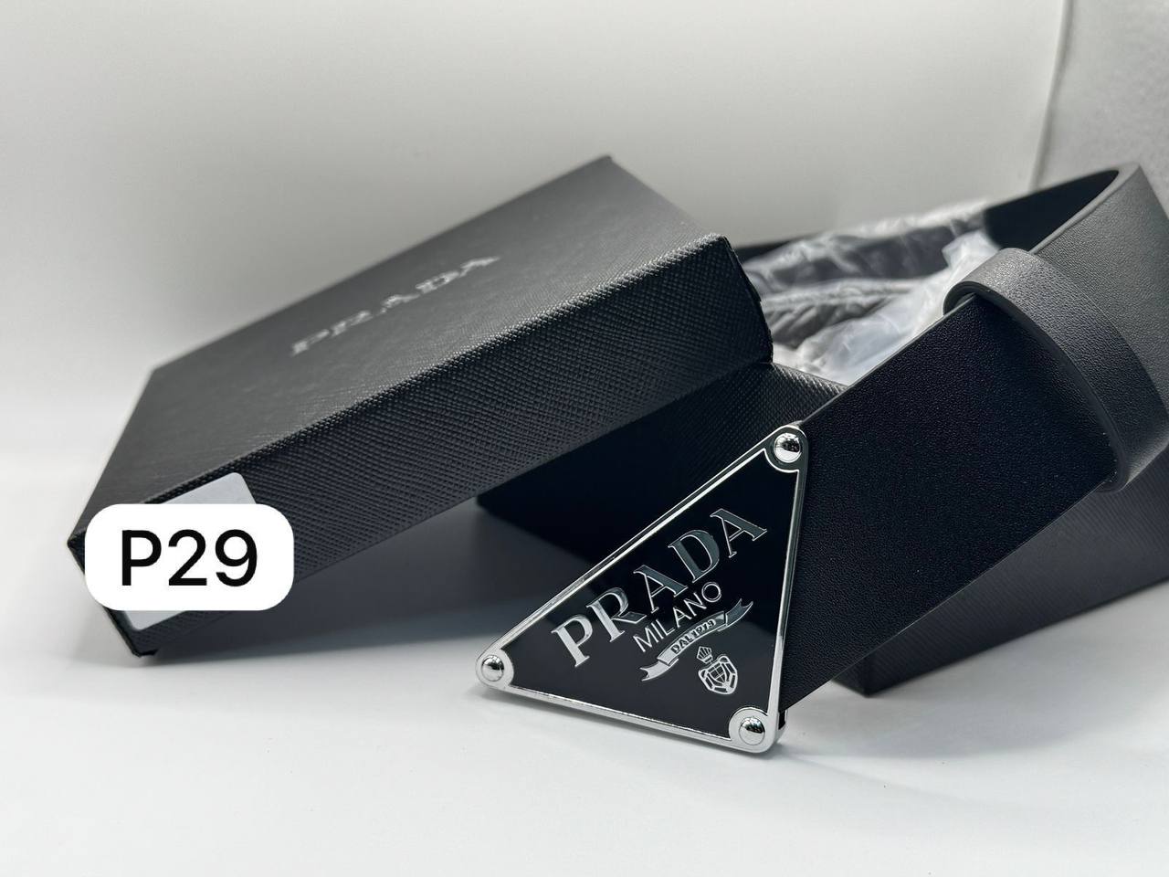 Belts
With box 
🎁🎁🎁

40 dhs✅

Zain93
♥️♥️♥️