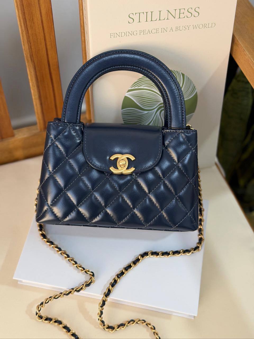 CHANEL 💫
Super Master Quality ⚡️
Original Packing 🎁
Size 19Cm📏

For Price 👇 WhatsApp✅
0568585901 
0507557372
0552275751 Owner Zain 👌

Zain321
♥️♥️♥️